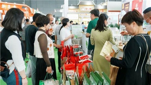 農(nóng)博現(xiàn)場丨連續(xù)24屆參展，這家茶企還能玩出什么花樣？